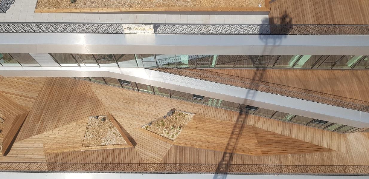 Kedge Business School - Vue aérienne des accès extérieurs